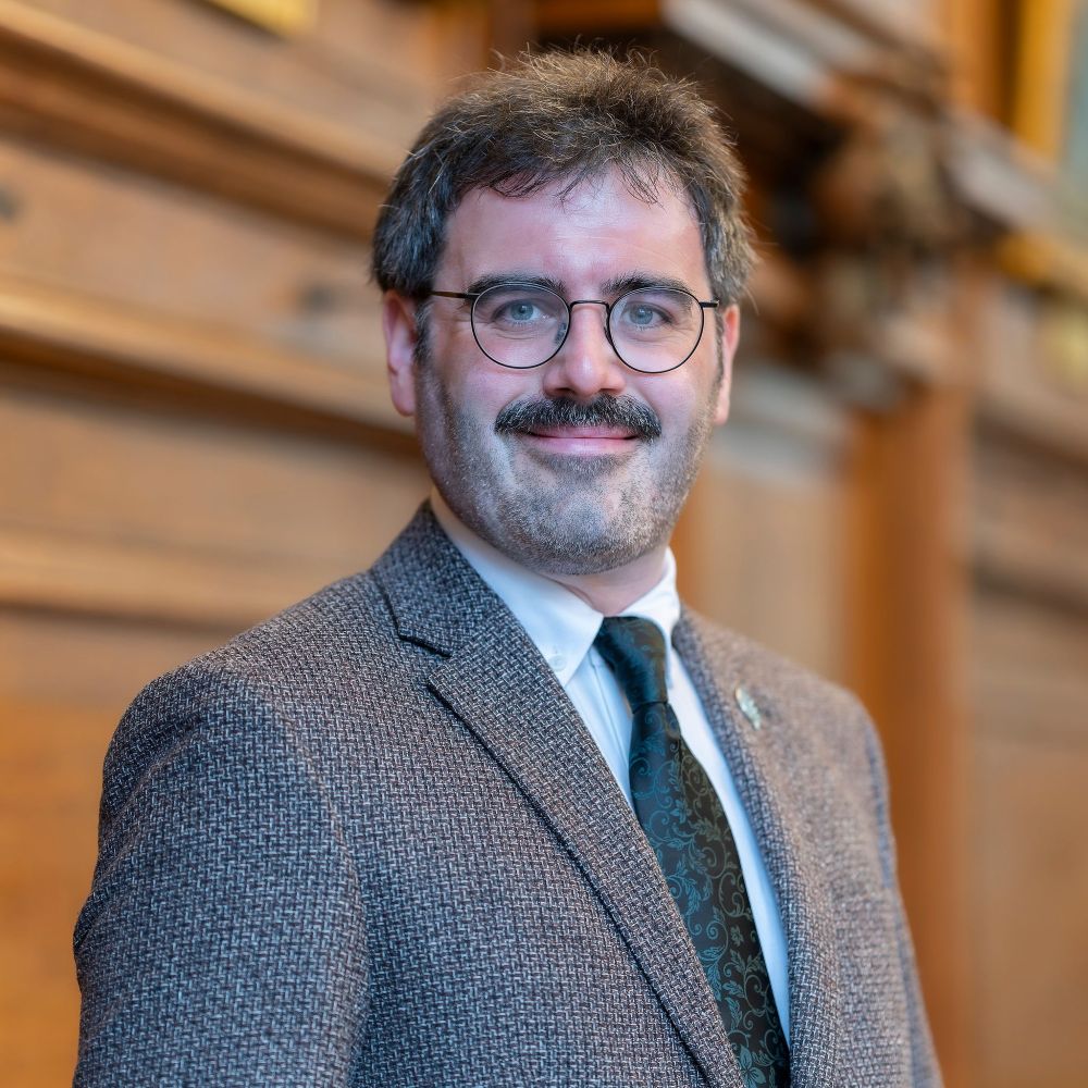 Photograph of Dr Andrew Sillett