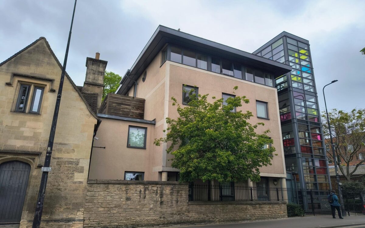 Accommodation building